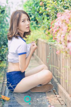 巨胸家政妇